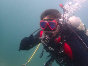 山口県青海島でダイビングするWITHダイバーの写真